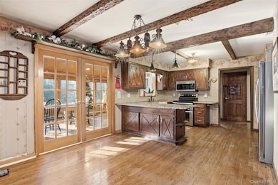 105 Rustic Rd, Port Jefferson, NY 11777 - photo 5