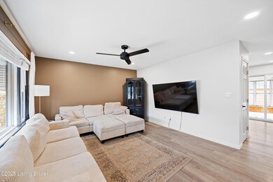 3907 Mamaroneck Rd, Louisville, KY 40218 - photo 4