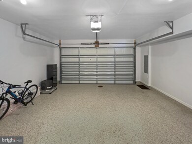 13250 Woodland Pond Place, Herndon, VA 20171 - photo 7