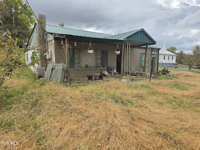 998 Bristol Caverns Hwy, Bristol, TN 37620 - photo 2