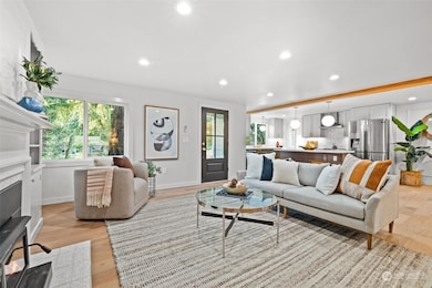 12520 14th Ave NE, Seattle, WA 98125 - photo 5