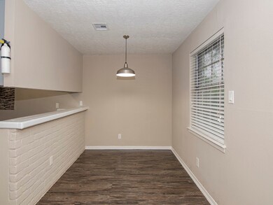 4503 Werner St unit 17, Houston, TX 77022 - photo 2