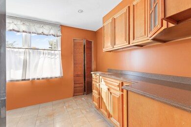 58-40 61st St, Flushing, NY 11378 - photo 5