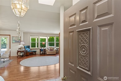 695 S Lyle Ave, East Wenatchee, WA 98802 - photo 4