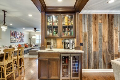 891 S Bryan St, Elmhurst, IL 60126 - photo 2