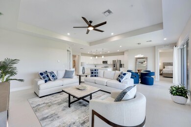 273 Indies Dr E #202, Naples, FL 34114 (