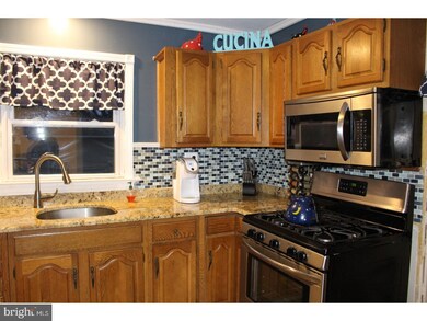 143 W Chestnut St, Clayton, NJ 08312 - photo 3