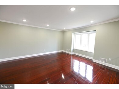 111 Snow Drop Ln, Penns Grove, NJ 08069 - photo 3