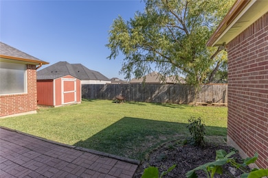 1605 Twin Oaks Dr, Cleburne, TX 76033 - photo 5