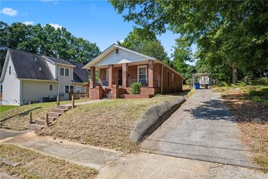 1806 N Dunleith Ave, Winston Salem, NC 27105 - photo 2