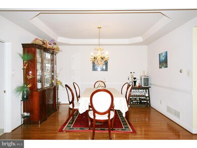 1954 Yorkshires Dr, Blue Bell, PA 19422 - photo 4