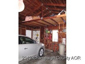 214 E Buckner St, Tuscola, IL 61953 - photo 3