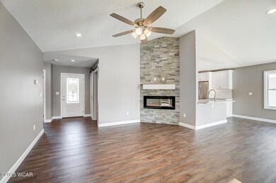 4265 Emma Pkwy, Lima, OH 45806 - photo 5