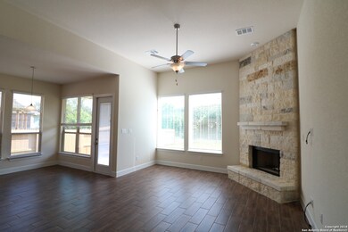 10602 Far Reaches Ln, Helotes, TX 78023 - photo 3