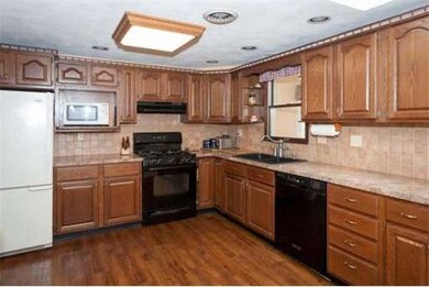 2 Austin Ln, Foxboro, MA 02035 - photo 6