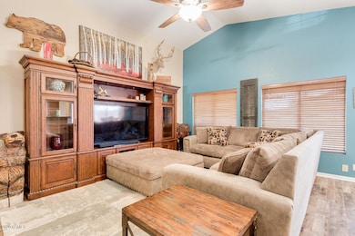 Large Family Room08-107th