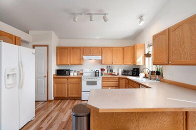 516 E Tara Lee Ave, Medical Lake, WA 99022 - photo 6