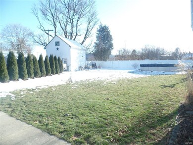 609 Monocacy Dr, Bath, PA 18014 - photo 5