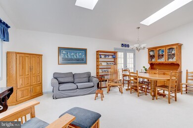 129 Locust Ln, Annapolis, MD 21403 - photo 5