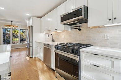 16 Minnisink Dr, Roseland, NJ 07068 - photo 5