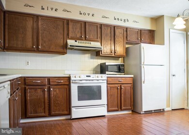 207 Wind Ridge Dr, Stafford, VA 22554 - photo 2