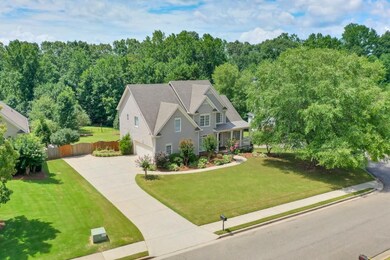 8645 Woodland View Dr, Gainesville, GA 30506 - photo 4