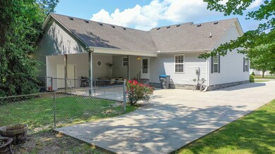 461 W Doak Rd, Manchester, TN 37355 - photo 7