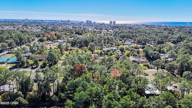 204 Laird Cir, Panama City, FL 32408 - photo 2