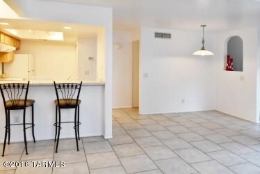 dining and breakfast areas