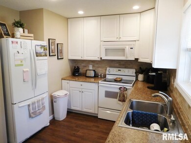 1609 Judson St, Davenport, IA 52803 - photo 3