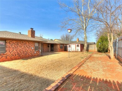 12008 Camelot Dr, Oklahoma City, OK 73120 - photo 6