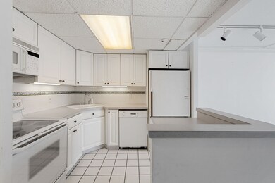 73 Broad Reach unit T77C, Weymouth, MA 02191 - photo 4