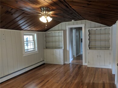 52 Smith Ave, Greenville, RI 02828 - photo 4