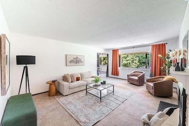 2912 W Hood Ave unit B203, Kennewick, WA 99336 - photo 2