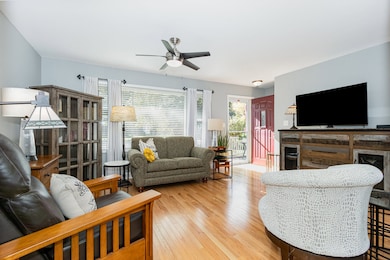 17 E Charles St, Plano, IL 60545 - photo 7