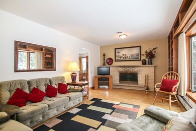 5251 W Netherwood Rd, Oregon, WI 53575 - photo 3