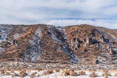 1280 Canyon Gate Road Park-005-039-1280
