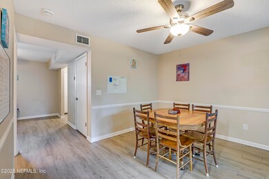 03 Dining Room