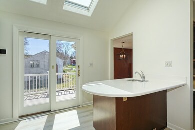 48 Pinecrest Rd, Holliston, MA 01746 - photo 5