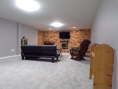 2529 N Main St, Bluffton, IN 46714 - photo 2