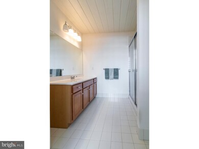 21 S Valley Forge Rd unit 318, Lansdale, PA 19446 - photo 4