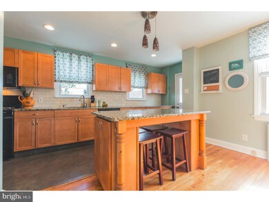 210 Hazel Ave, Folsom, PA 19033 - photo 7