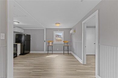 4000 Victoria Blvd unit B2, Hampton, VA 23669 - photo 4