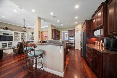 9835 Clubhouse Cir, Magnolia, TX 77354 - photo 4