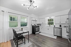 5222 W Hemlock Rd, Milwaukee, WI 53223 - photo 7