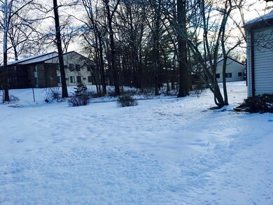 155 Cross Slope Ct unit A, Manalapan, NJ 07726 - photo 3