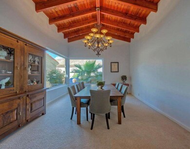 007_Dining Room