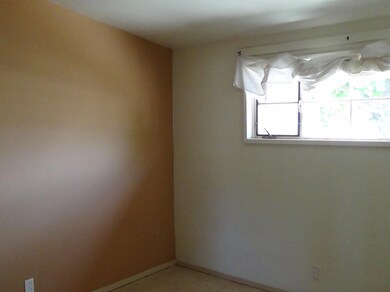 2306 Bellamah Dr, Alamogordo, NM 88310 - photo 5