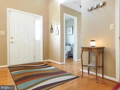 276 Hampshire Dr, Sellersville, PA 18960 - photo 4