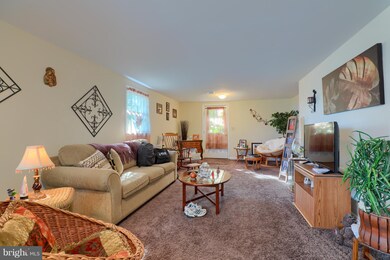 42 E Main St, Leola, PA 17540 - photo 6